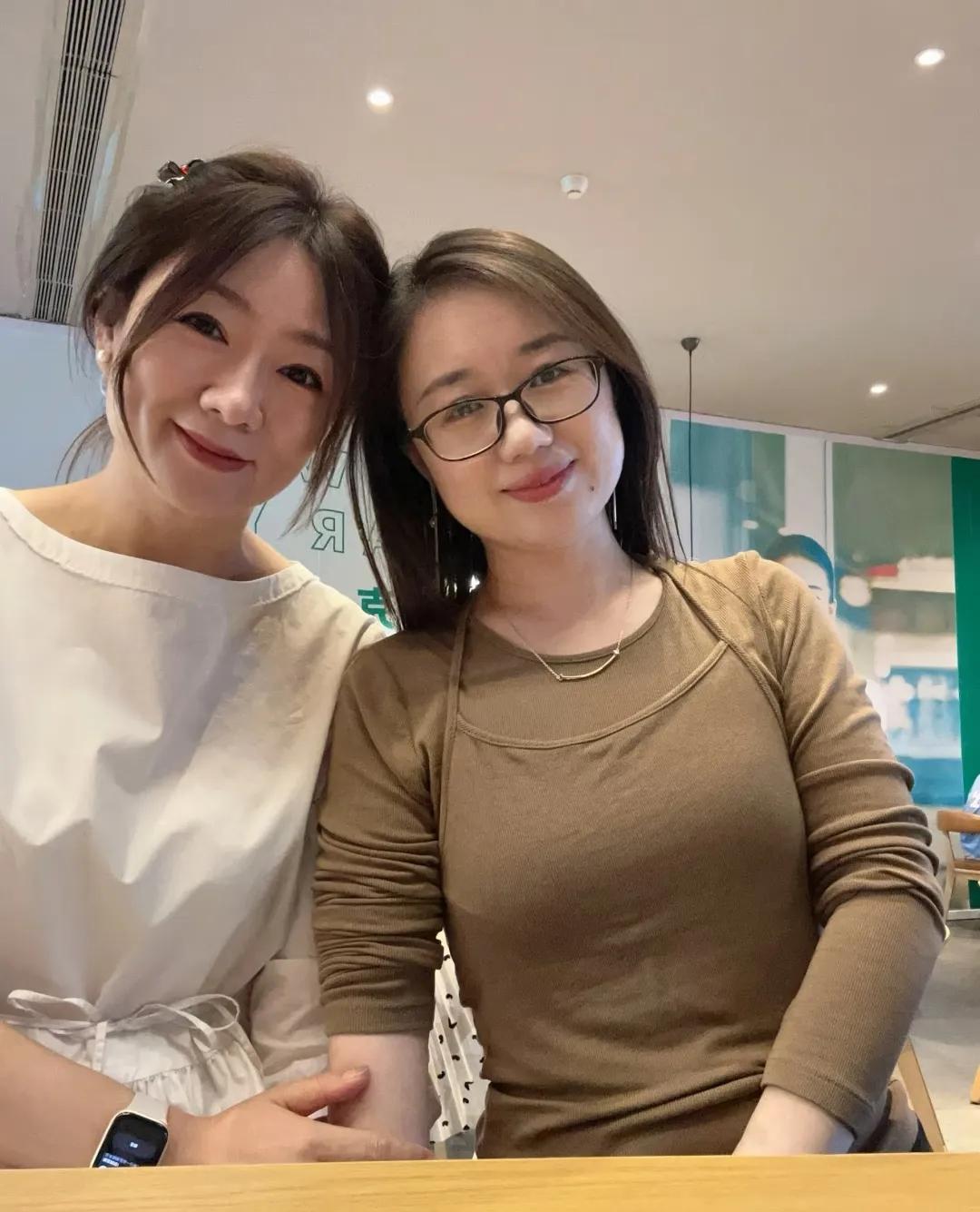 我想找个灵魂蓝颜知己,不用频繁联系,却懂彼此沉默的意义。难过时不用解释,他能接住