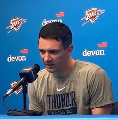 颠倒黑白！雷霆主帅为多尔特辩解：“我只说这一句……如果一名球员在跑向前场时被