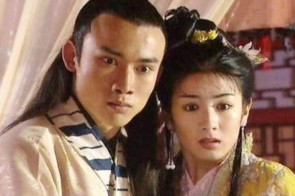 一次，黄奕在参加《吐槽大会》的时候说：“早知道生活是这样，我就不应该叫黄奕，而应