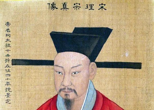 1240年，南宋宗室荣王赵与芮生下一个儿子，六年后，他便向哥哥宋理宗提议道：“你