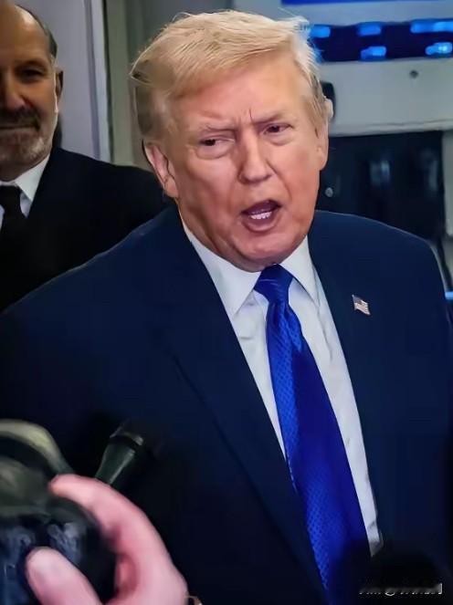 特朗普拒替黎智英求情：这是中国内政，不破坏中美关系记者当场挖坑，问特朗普4月