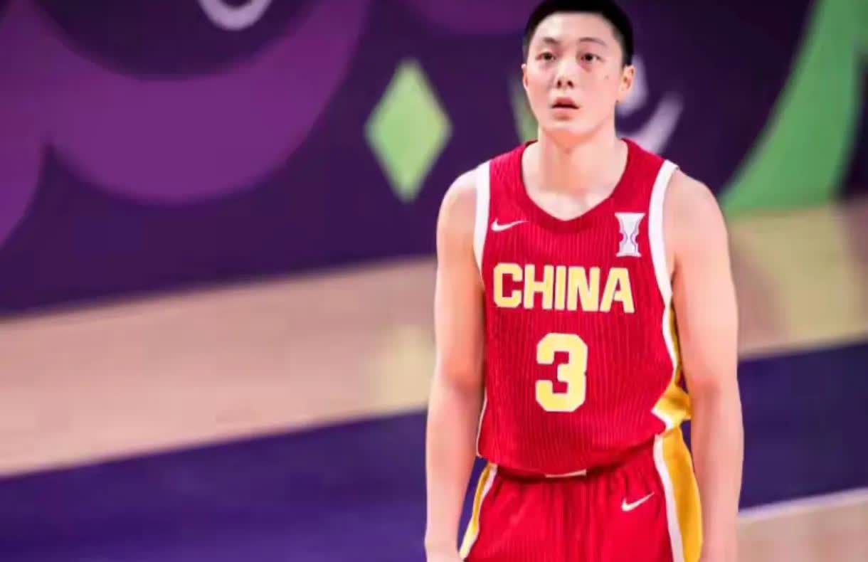 中国男篮几乎绝杀澳大利亚，震惊了其他亚洲球队:伊朗男篮:中国男篮的实力，