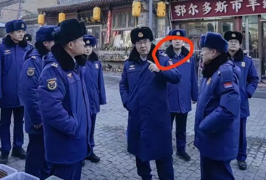 这是啥单位的，看着派头十足