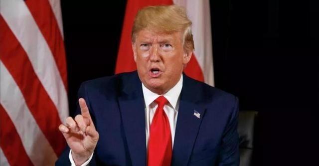 丹麦这招绝了。面对美国的步步紧逼，哥本哈根的回应让全世界目瞪口呆：你敢动手，我就