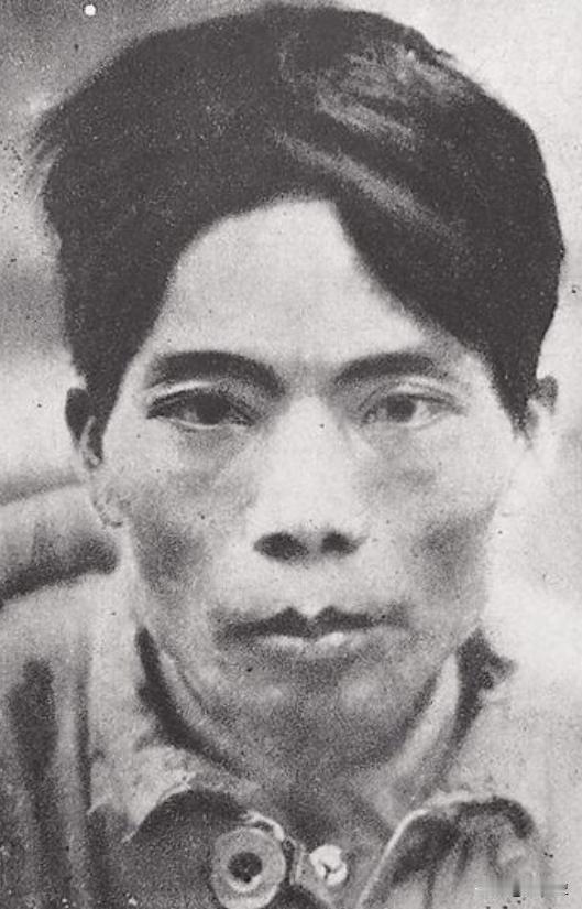 1932年，琼崖红军独立第二师师长王文宇，与国民党军打了好几个月，子弹被打光，粮