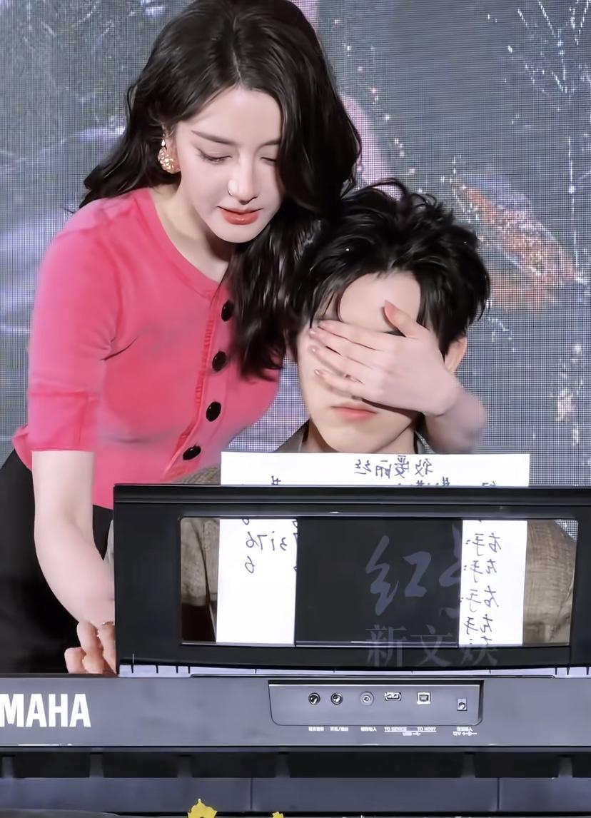 陈飞宇，终于有不经意的名场面了！陈飞宇真的给人一种很想红的感觉！每播一部