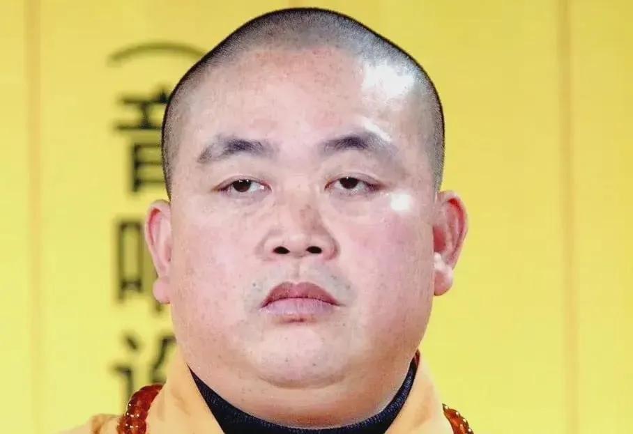 释永信很难活着走出监狱大门，不是因为他判的时间长，而是因为他年龄大了5月29