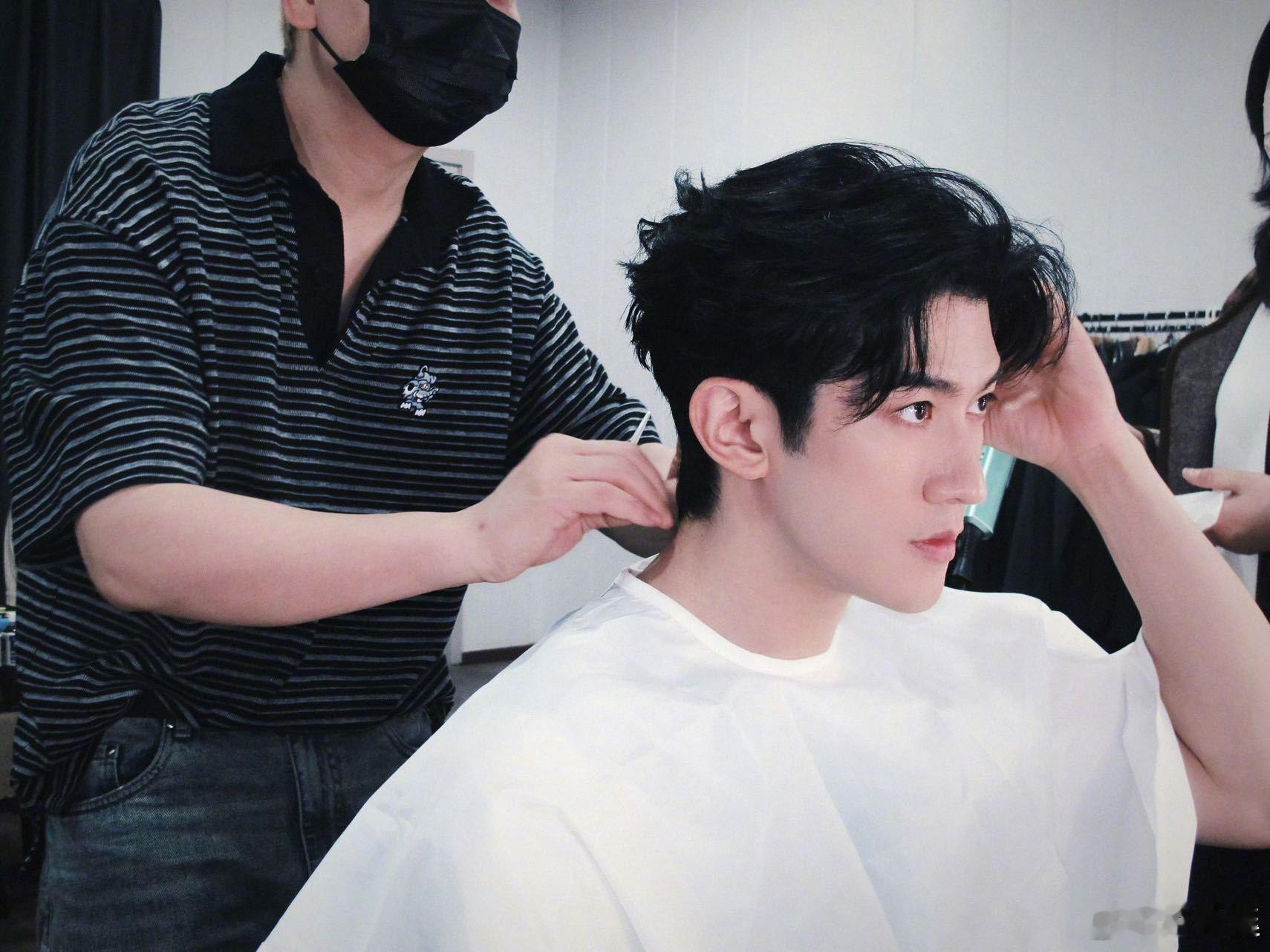 肖战李治廷首搭李治廷钵兰街阿劲肖战李治廷首搭《十日终焉》，真的是太期待了呀，这