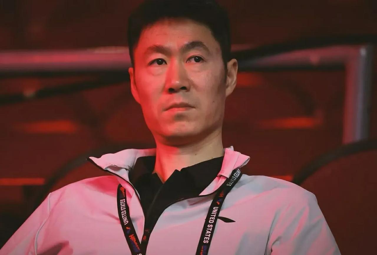 国乒这波赛事真是挖到宝了！周启豪一夺冠，王励勤当场就有了两个实打实的新想法，每一