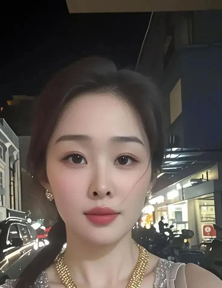 我家男人每月开支如下：抽烟，3条紫云，共360元；喝酒，10斤散装酒，100元；