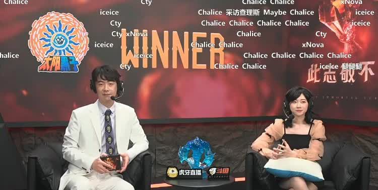 Fy越来越幽默了，自己想问什么鞋子还要嫁祸给水友呀！FY：这是什么鞋子啊？我