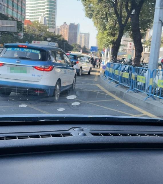 实在混不下去了，去深圳租车跑网约车也可以月入过万！想法很丰满，现实能把你饿得皮包