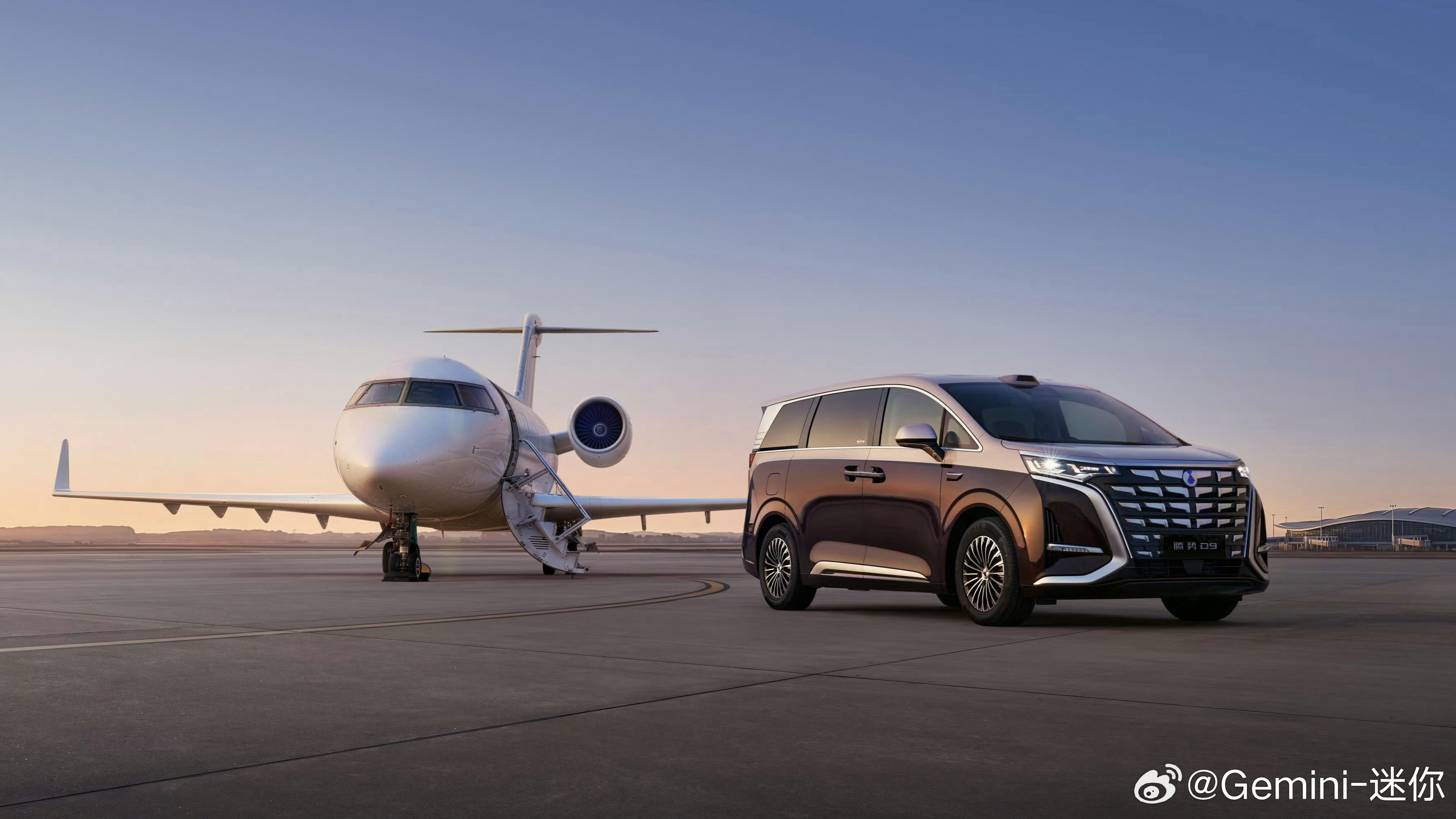 好的技术卖的贵，合情合理第二代腾势D9公布了预售价，插混和纯电价格一致：38.9