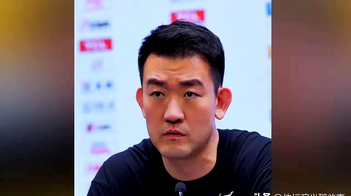 差点以为闹掰了，广厦这出戏演得真好。一个要300万美金，一个最高只给200万
