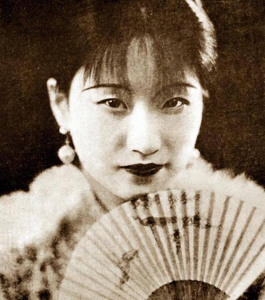 1965年，上海华东医院，一个62岁的老太太咽了气。翁瑞午的长女翁香光闻讯赶来，