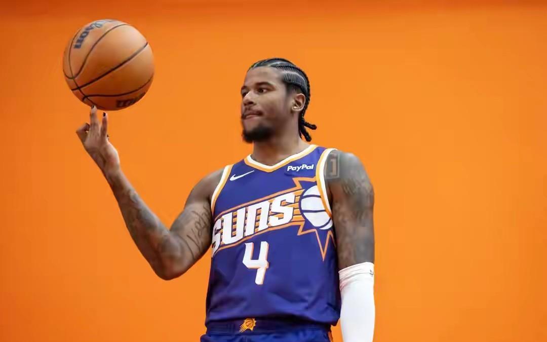 杰伦格林压力山大，急需证明自己火箭队在得到杜兰特以后，进攻效率、三分球命中率直