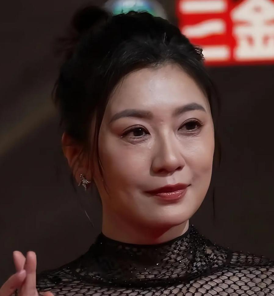 又嫁错人了？提起贾静雯的第二段婚姻，所有人都觉得，饱受过第一段婚姻重创的她，终于