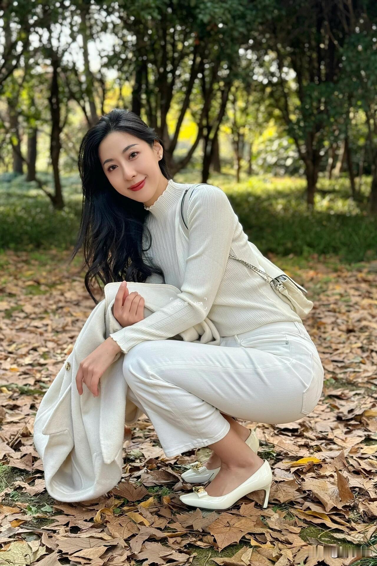 温柔的纯白穿搭🤍来自晚秋的浪漫美好的12月收集了秋天满满的浪漫一身白色系