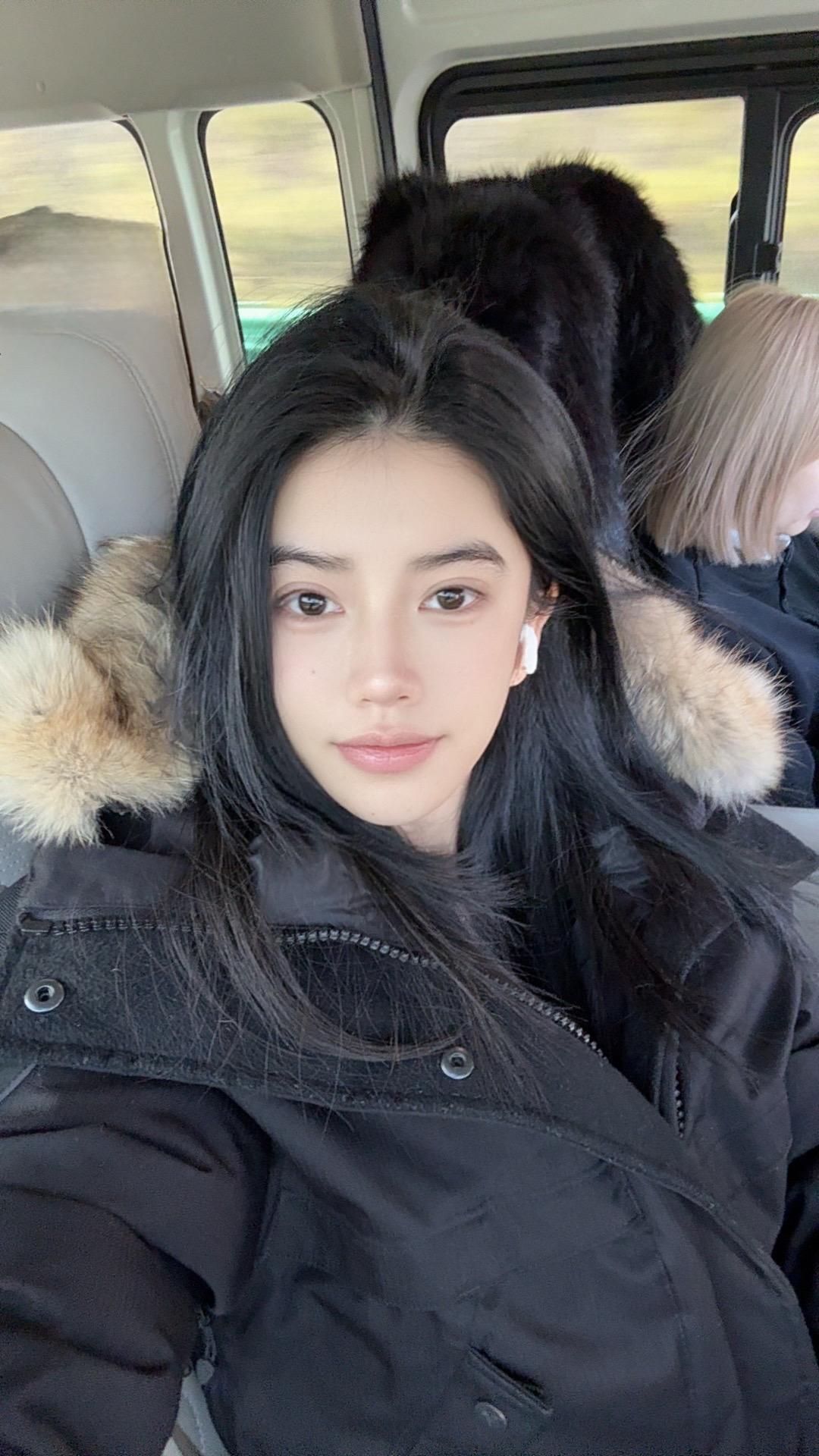 这次我来甘肃的意义非凡，在黄土高原的沟壑深处，开车进大山7个小时，援助...