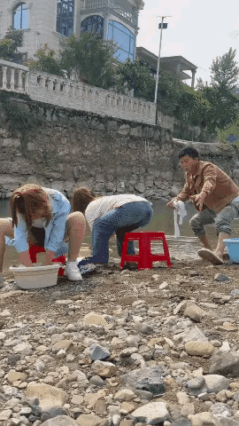 都不是好人[笑着哭][笑着哭][笑着哭]