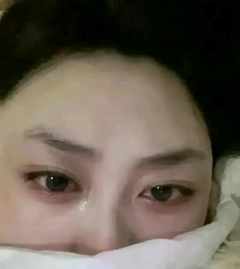 好后悔，昨天晚上跟老公发生了点矛盾，老公一气之下就出去了，我以为他会去住酒店，但