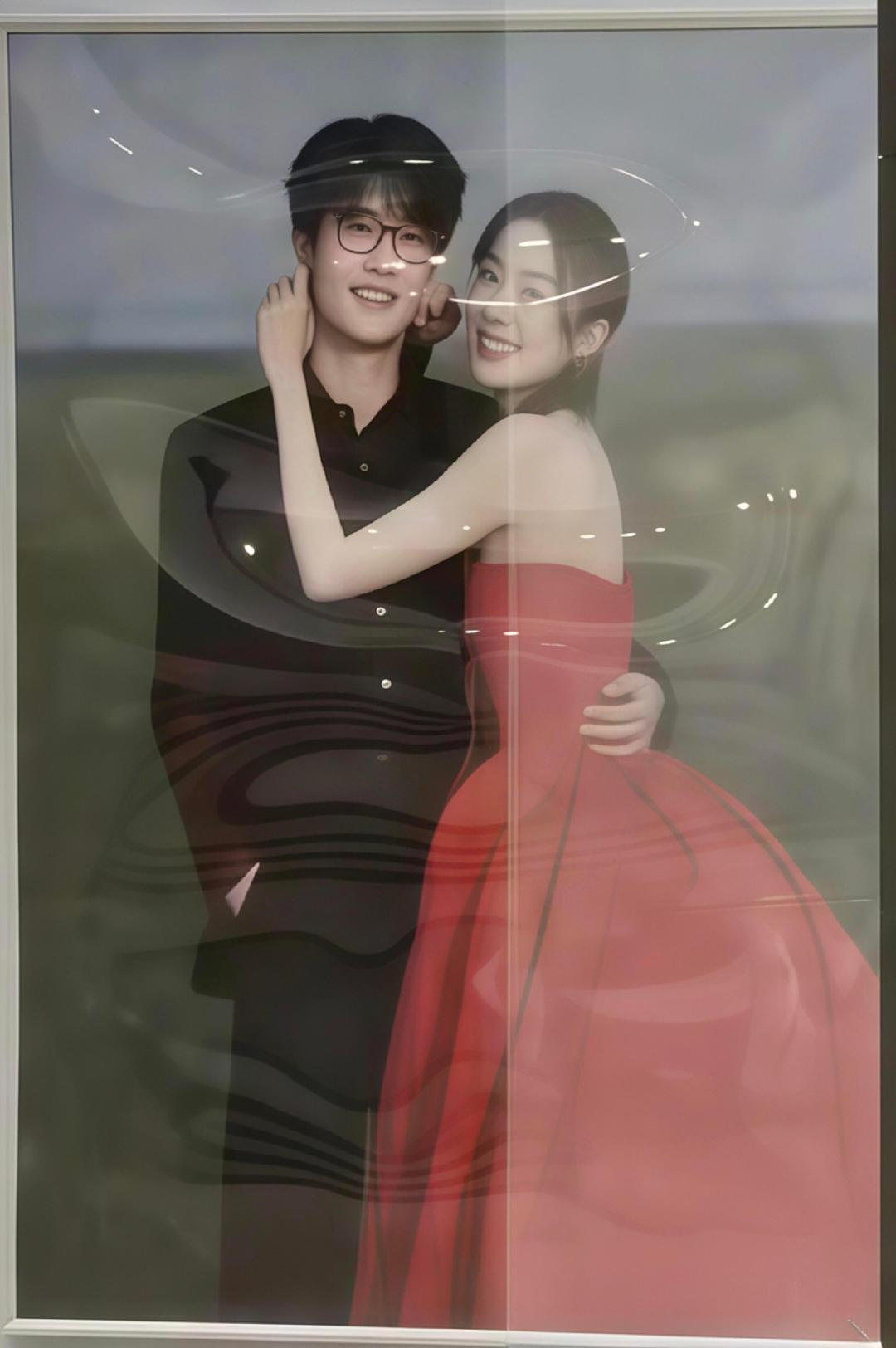 #许嵩婚纱礼服是借的#许嵩婚纱礼服是借的，这大概就是音乐才子的务实。把钱花在音乐上，把心花在冯禧身上