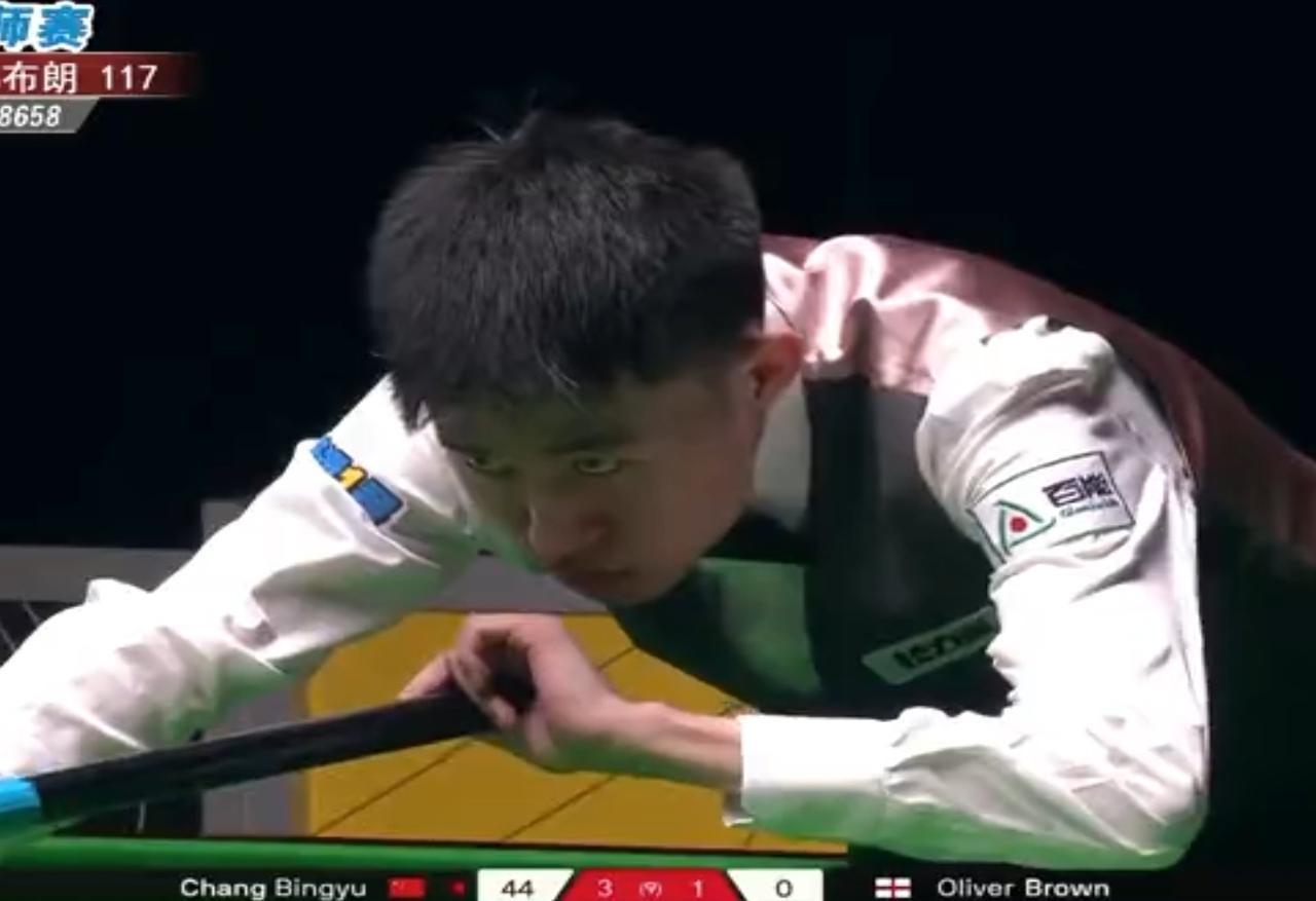 斯诺克德国大师赛资格赛资格赛第一天，中国共有七人出战，其中一场德比，结果如下：