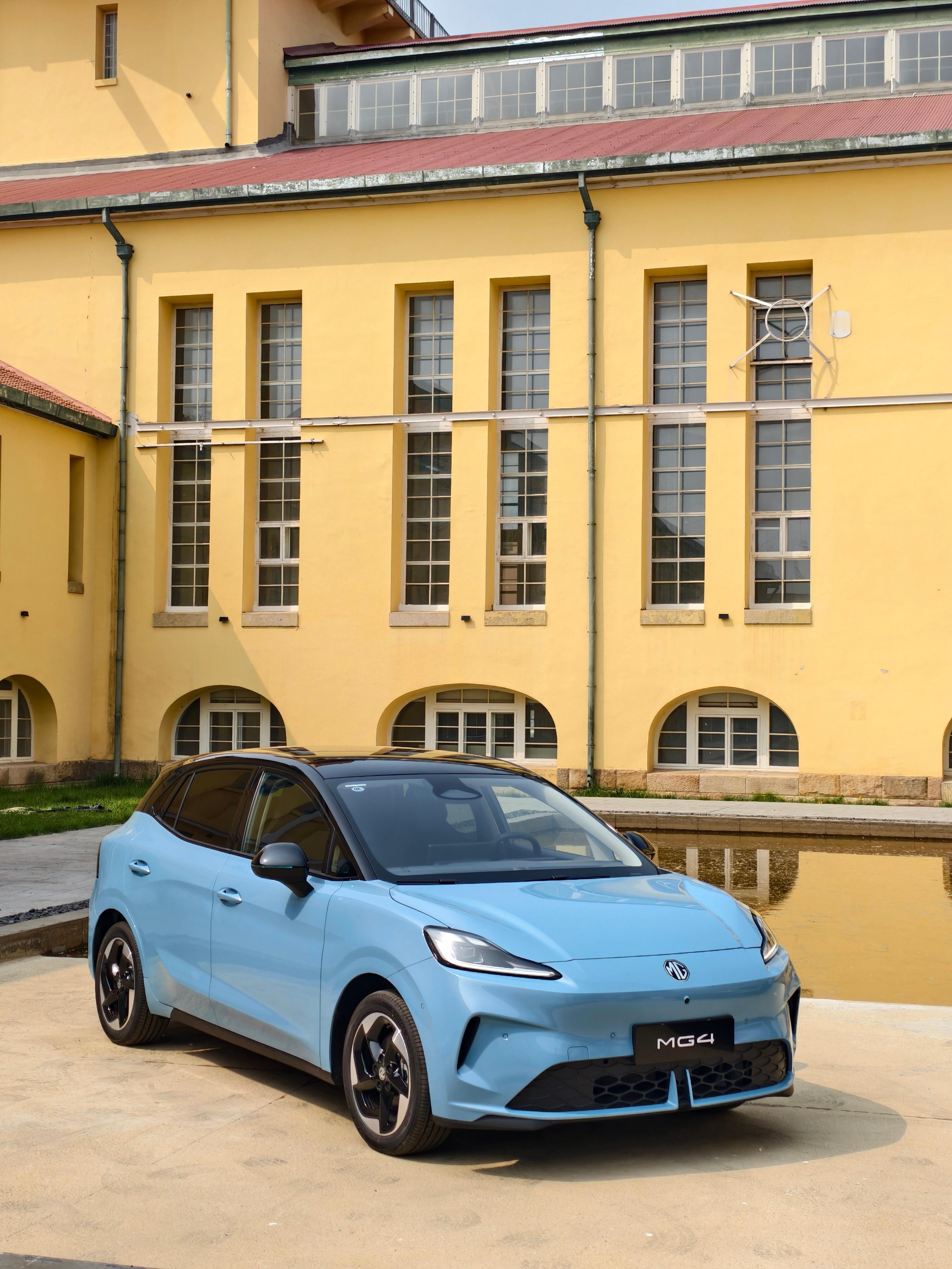 MG4要焕新2026款了，外观改变不大还有它的SUV兄弟也要一起来A0级小车里，