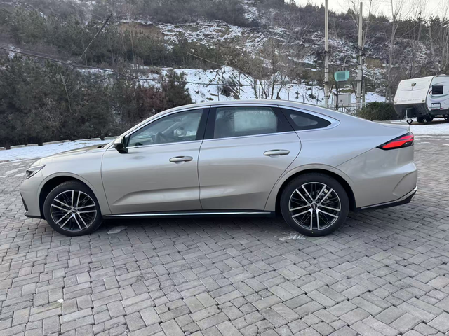 别被迷惑看看什么才叫省钱什么混动，什么电车，我直接干便宜的油车，买车的时候也便