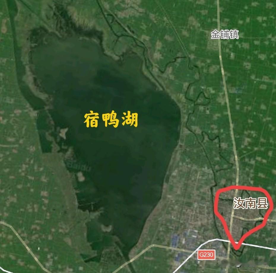 十里长堤须驻马，万顷烟波自宿鸭。这里是驻马店，宿鸭湖，亚洲最大的平原人工水库