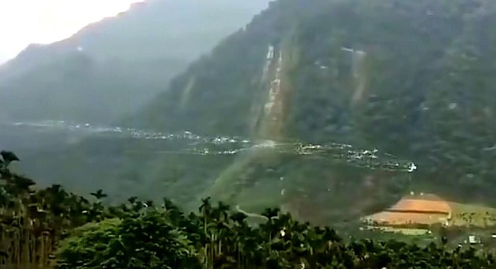 只要看到过西伯利亚红嘴鸥举族迁徙飞往昆明的场景，你心中的红嘴鸥就不再仅仅是那个红