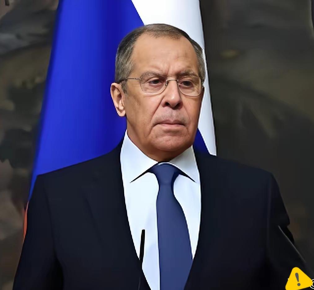 俄罗斯这招够狠！当全球都在猜测"俄伊军事合作"真假时，克里姆林宫直接掀了桌子："