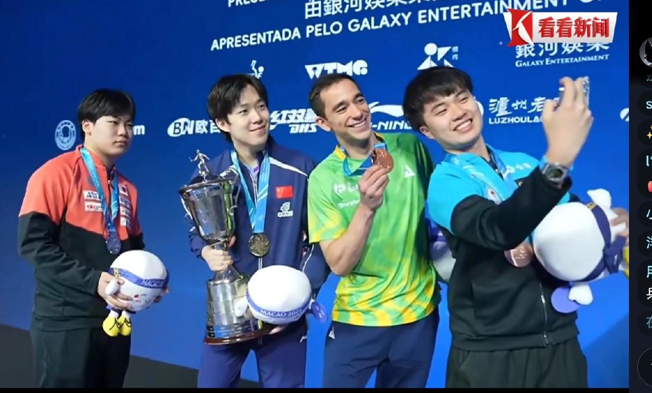 松岛辉空，痛失冠军很失落，很不开心！男乒颁奖仪式，全程没有笑容，嘟着嘴，四位选手