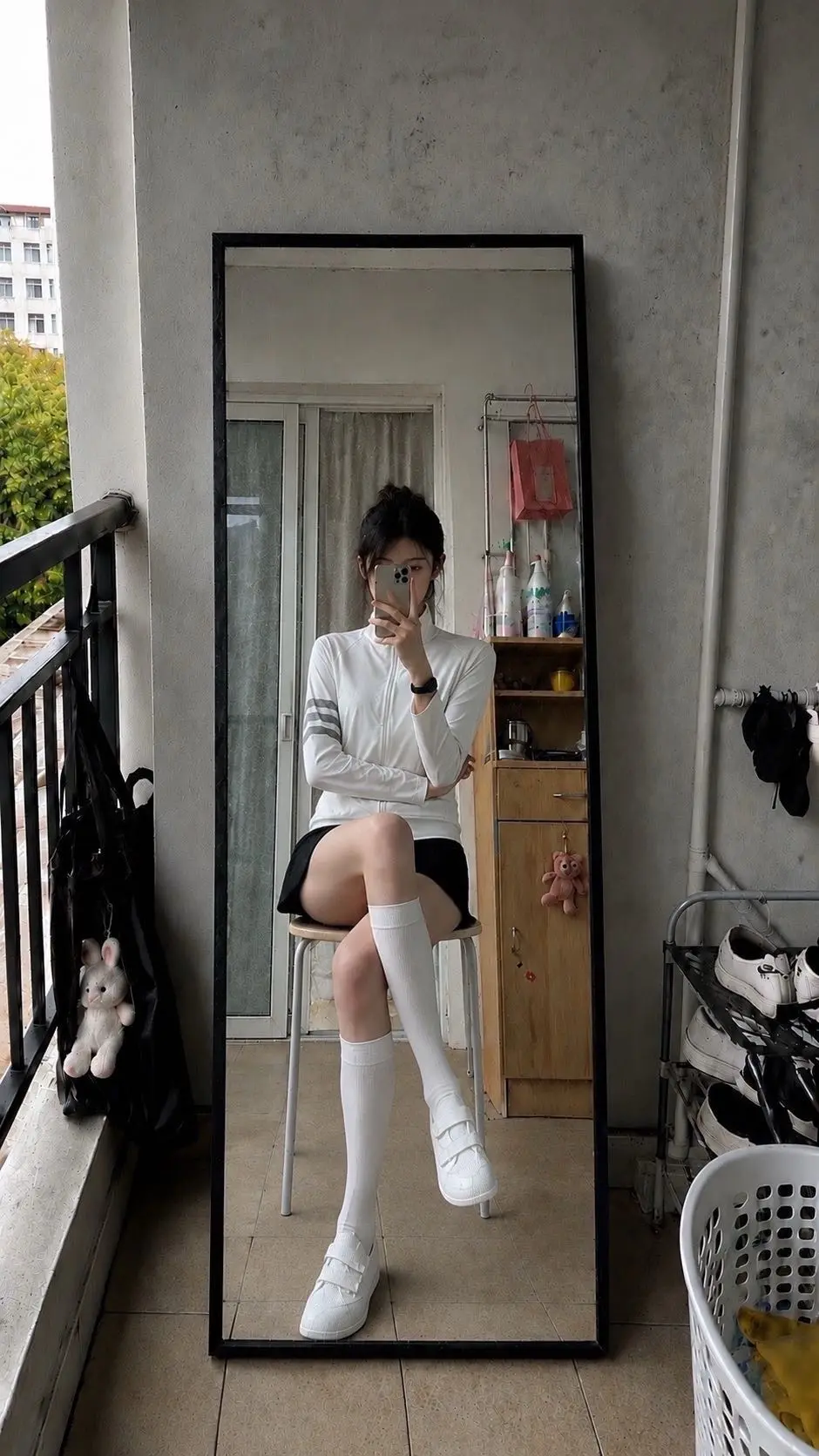 夏日“运动辣妹”上线🎾 这套网球风穿搭。尝试了最近超火的网球穿搭，白...