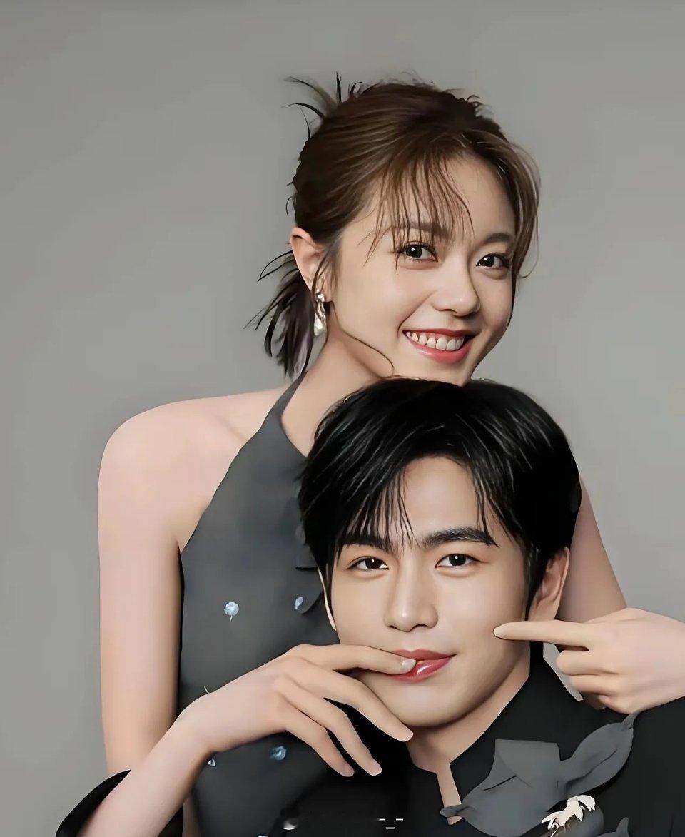 张凌赫搭档了这么多女演员，目前来看田曦薇和他最搭，其他的要么身高体重不搭要么颜值