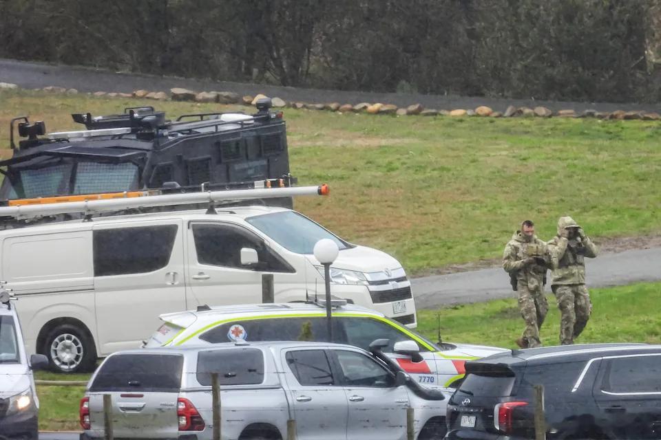 【澳大利亚警方没收了数十名拒绝接受政府权威的观点者的枪支】[问题在观点，不在枪支