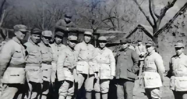 1949年4月，第4兵团参加渡江战役，作战科长彭一坤“擅作主张”，将兵团副司令的