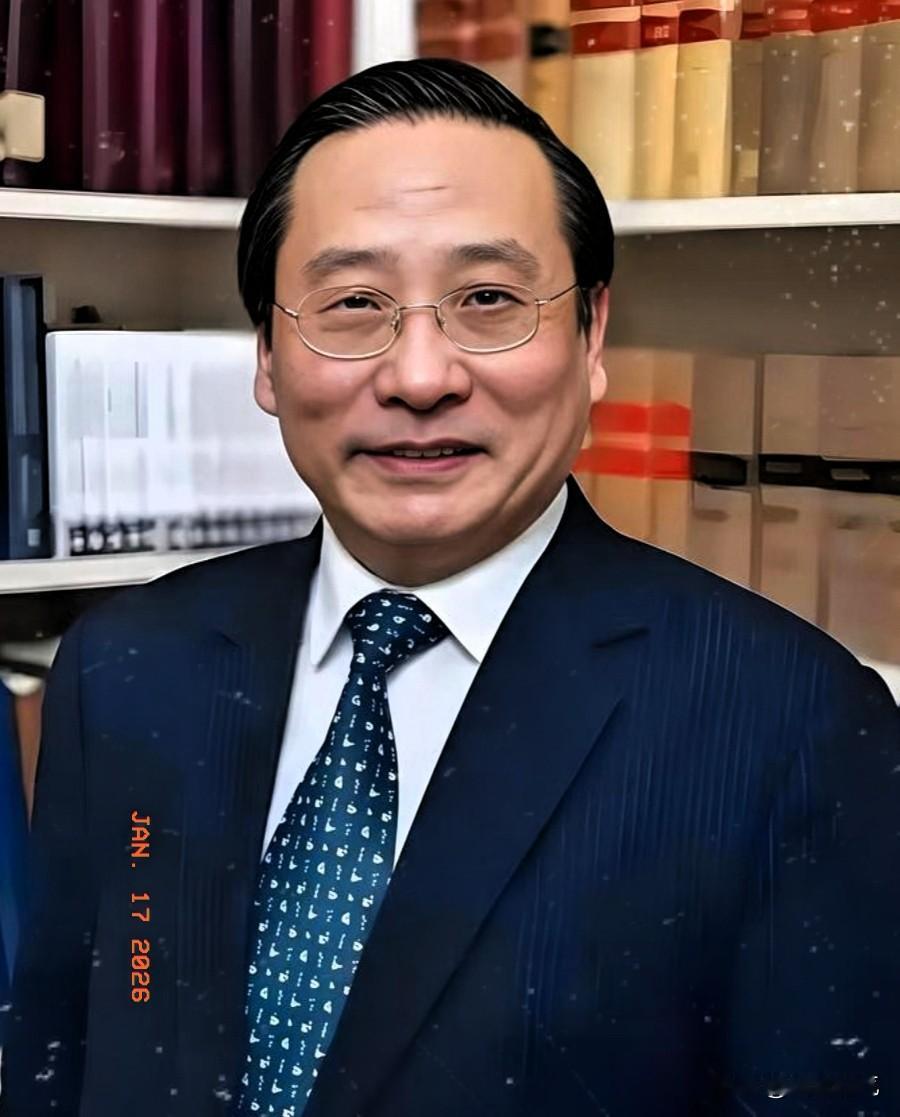 冲击美元霸权，高志凯给中方出了个妙招，这招简直精准戳中美元的命门！高志凯教授近日