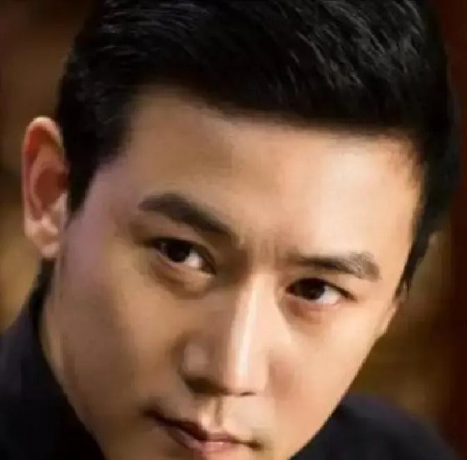 41岁的胡歌凭着185公分的身高稳坐上海男演员第一把交椅，可要是把这十位摆在一起细看，从52岁的徐峥