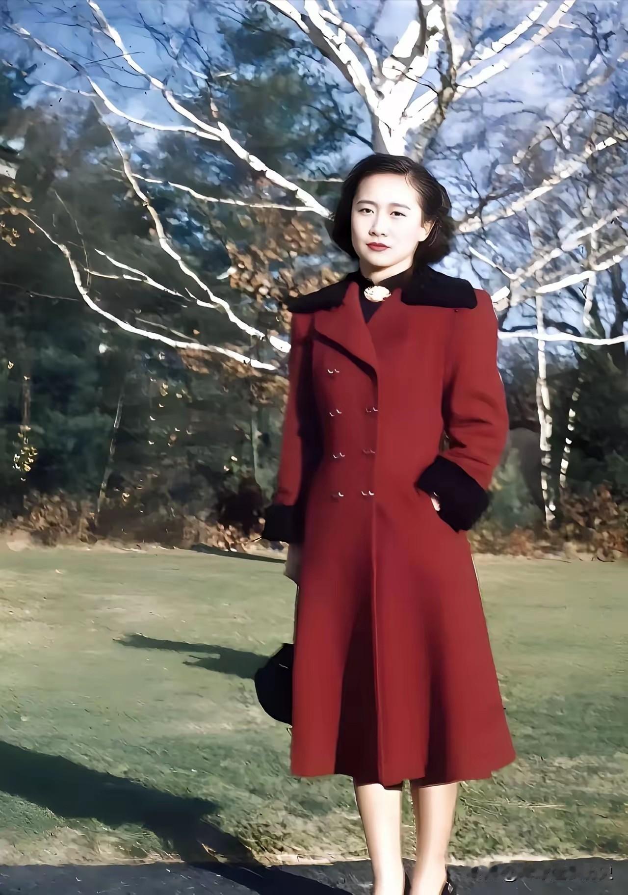 杜致礼（1927-2003），陕西米脂人，乃抗日名将杜聿明之女，物理学家杨振
