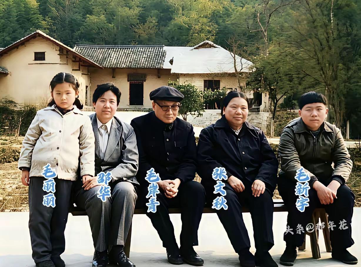 王铎：非常珍贵的一张“韶山合影”。