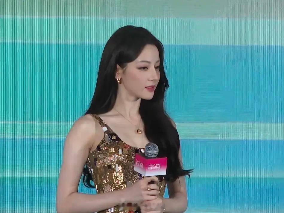 迪丽热巴身材多好啊吗的下辈子请大家长成这样​​​