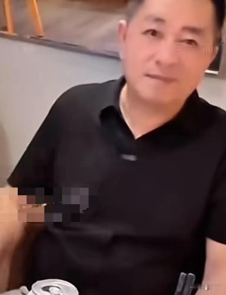 汪大爷已经到湾湾！马筱梅临近生产，汪小菲和张兰要在北京忙工作。这个时候，汪大爷