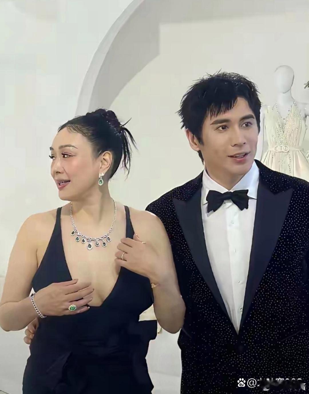 钟丽缇真的老了