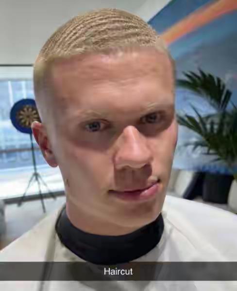 哈兰德剪短发焕新战力，欧冠之夜能否助曼城创造奇迹？