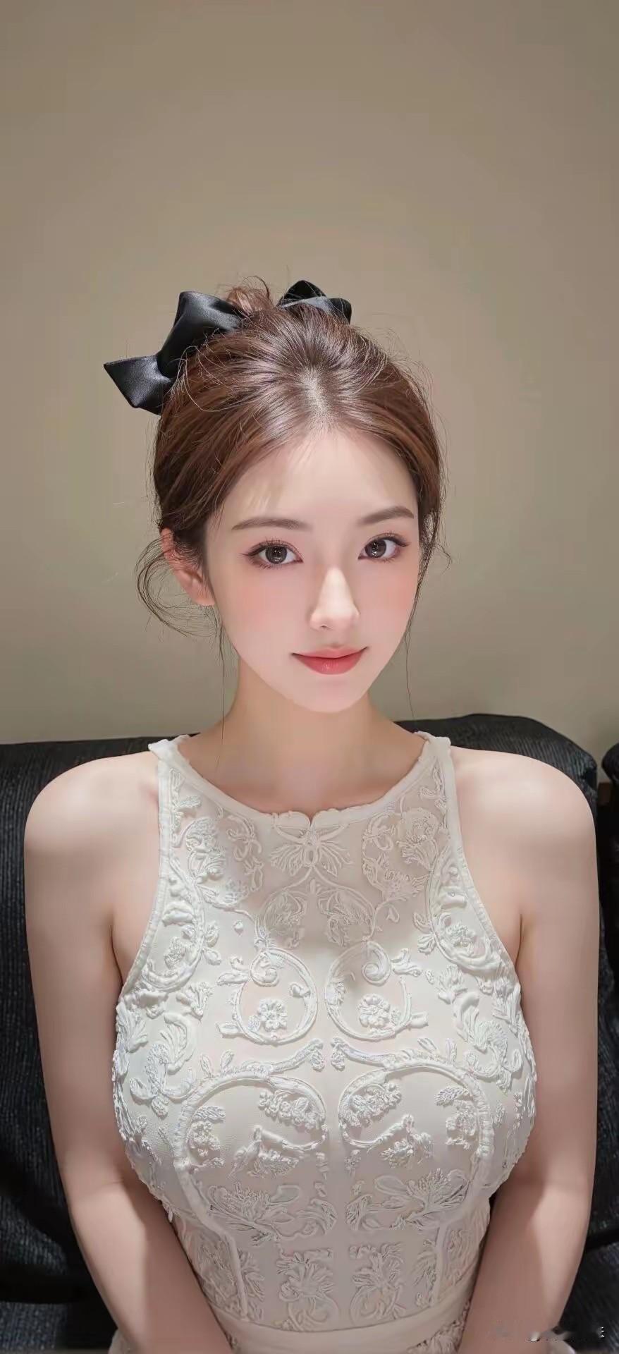 在爱你的人面前，你可以是任何性格，在不爱你的人面前，你只能是一种性格，那