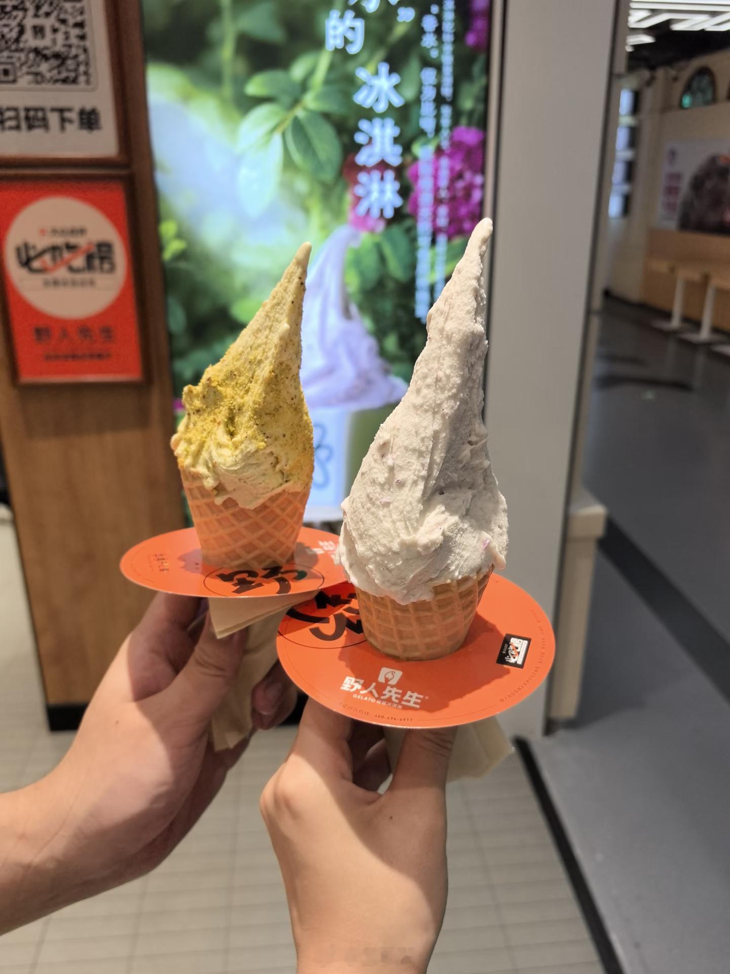 还以为是回应罗永浩，结果是很久之前说的...现在是品牌方暂无回应，但有些媒体不