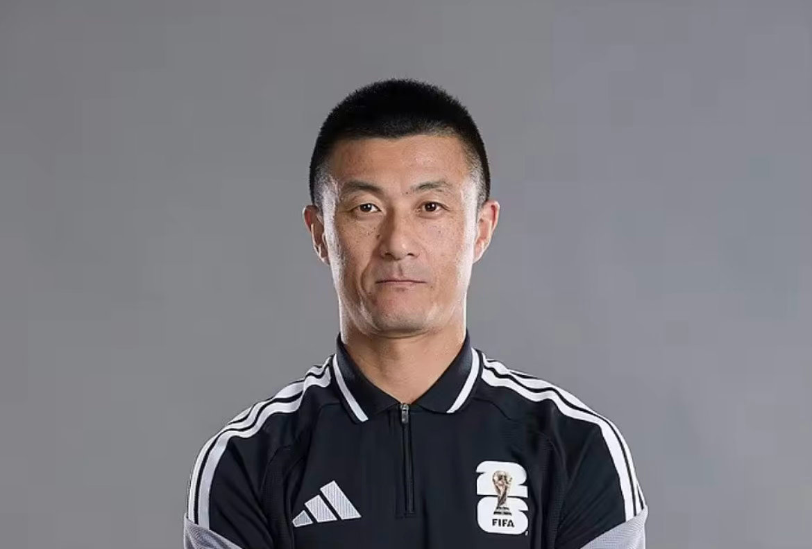 北京时间今天19点40分，“苏超”第8轮，苏州队vs无锡队。据官方消息，傅明将担