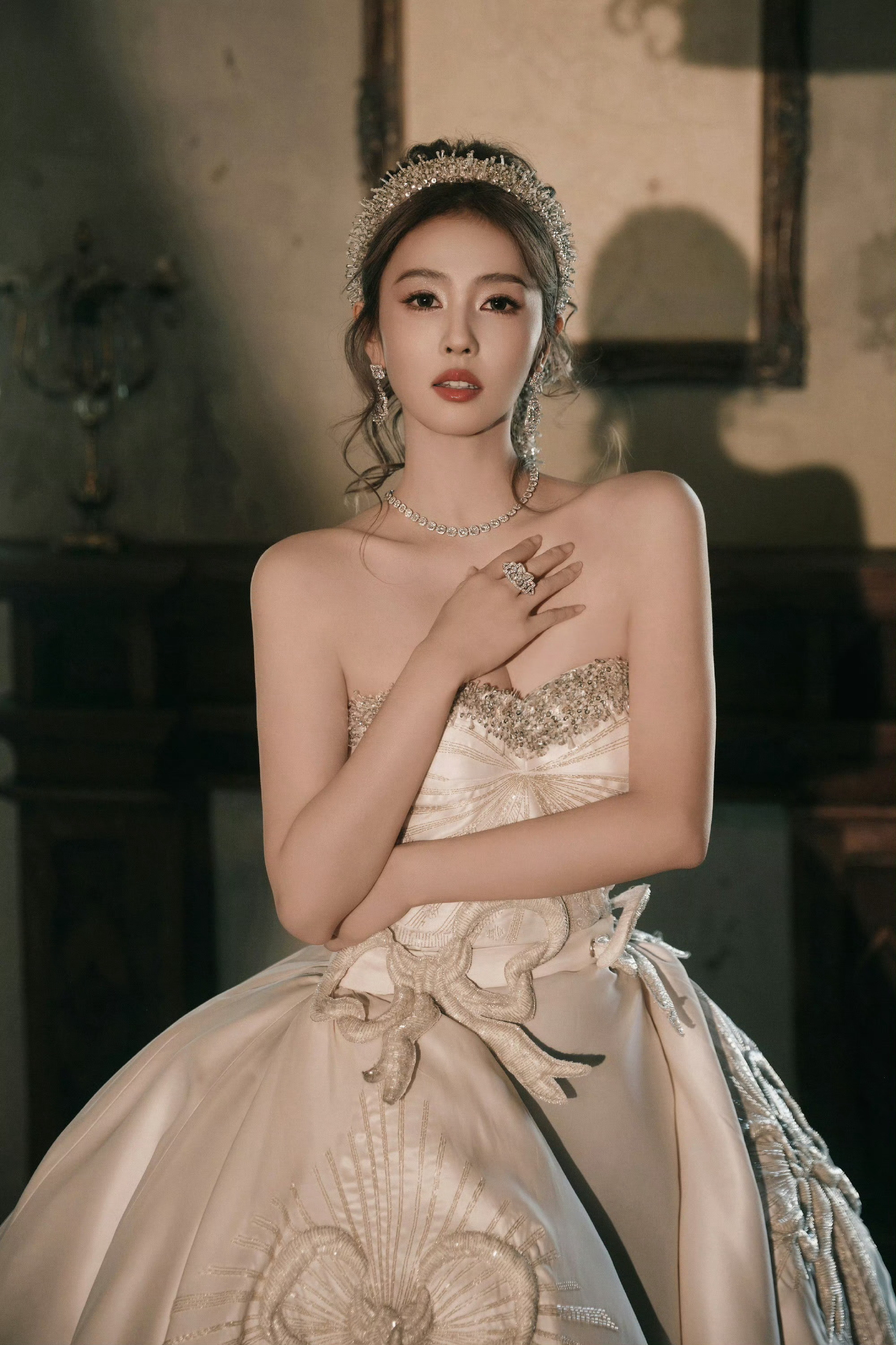 视界大会女明星出图微博视界大会女明星们出图来啦或优雅端庄，或灵动俏皮，或冷艳飒