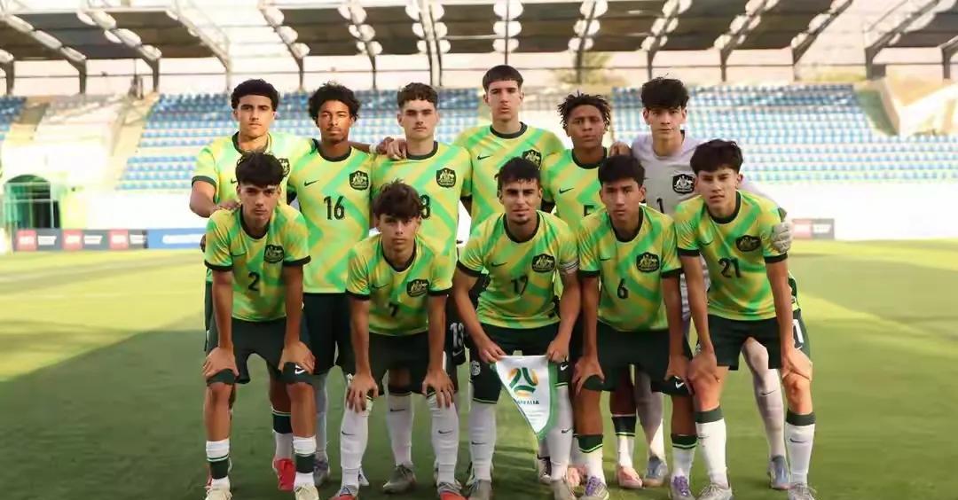 伊拉克最后一场打赢澳大利亚就出线，伊拉克让2追3反超澳大利亚，随后又迅速被澳大利